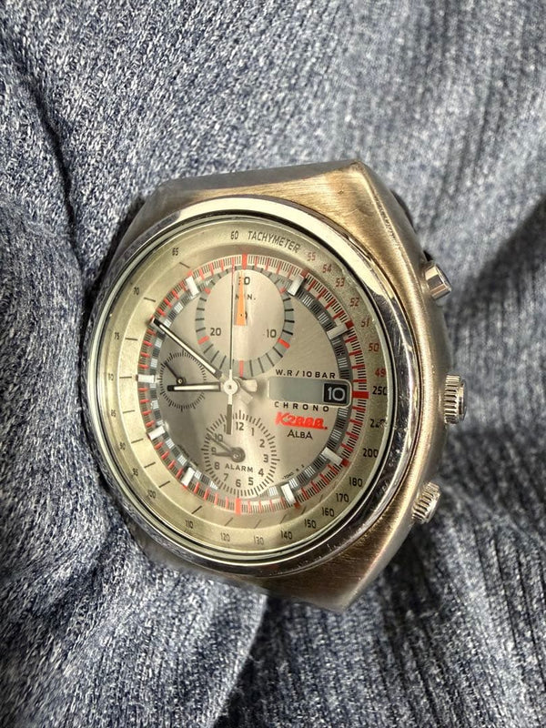 K2000 Y182-7c10 Mens Quartz Wristwatch Japanese Vintage Stainless