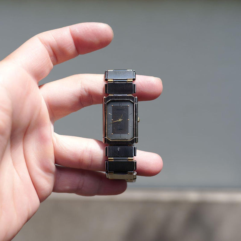 80s Vintage  Arc Rectangular Mens Wristwatch Japanese Quartz Stainless
