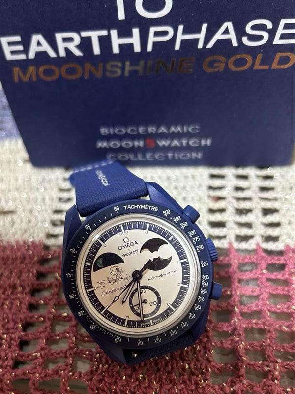 Swatch Omega Moonshine Gold Snoopy L Size Japanese Collaboration Watch