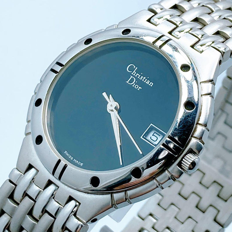 3023 Round Date Wristwatch Japanese Vintage Quartz Gold Tone