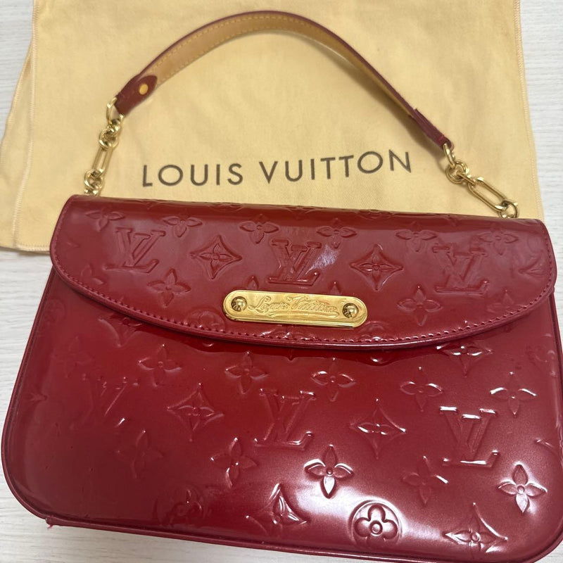 Louis Vuitton Vernis Rodeo Drive Handbag Enamel Patent Leather Red