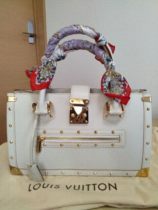Louis Vuitton Suhali AS1023 Handbag Leather White Studs