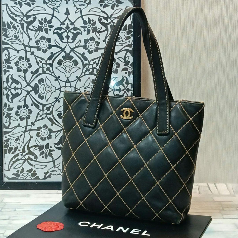 Chanel Wild Stitch 7800619 Handbag Tote Bag Calfskin Black