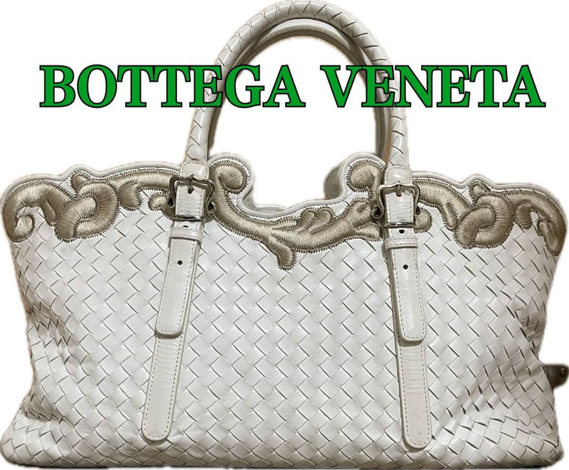 Bottega Veneta Intrecciato Handbag Leather White