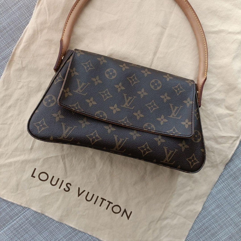 Louis Vuitton Monogram Handbag Leather Brown