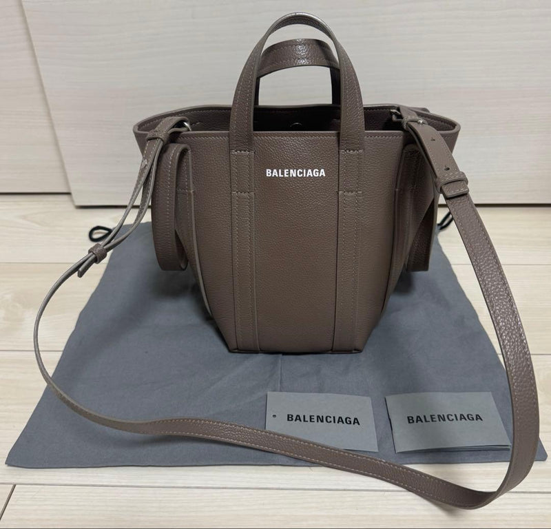 Balenciaga Everyday 2.0 Xs North-south Top Handle Shoulder Bag Greige