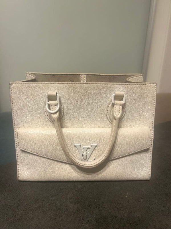 Louis Vuitton Handbag Shoulder Bag Leather White Womens