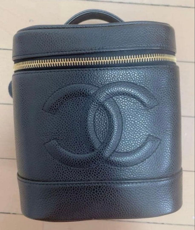 Chanel Vanity Bag Caviar Skin Black Leather Gold Hardware Handbag