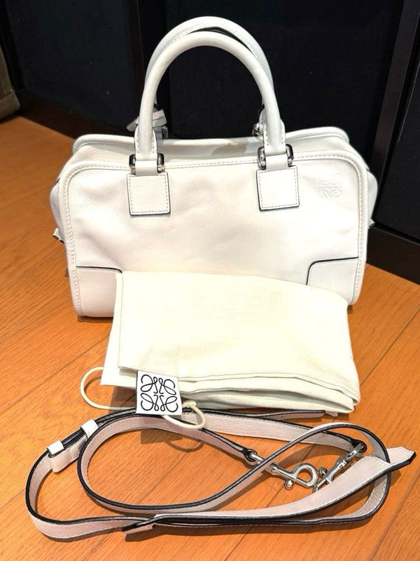 Loewe Amazona 28 Handbag Crossbody Shoulder Bag White Leather Silver Hardware
