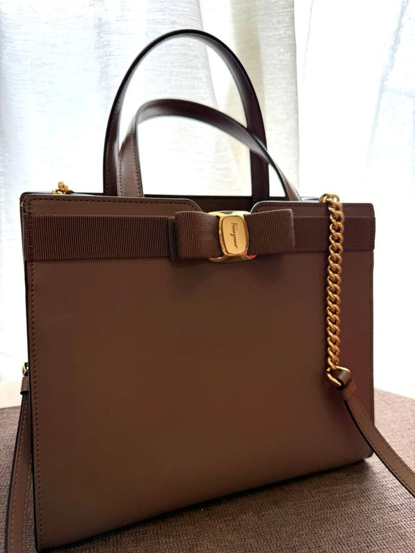 Vara Ribbon 2-Way Tote Bag Leather Taupe Greige