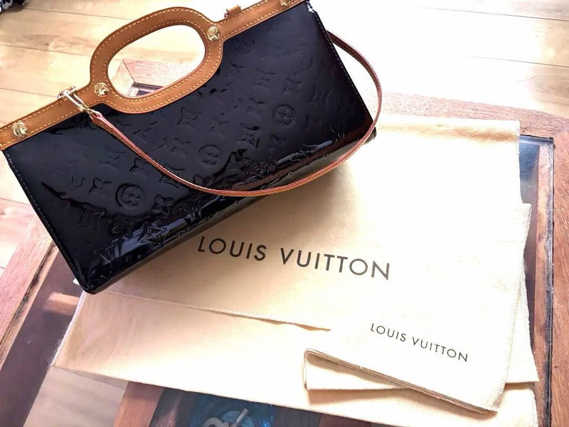 Louis Vuitton Monogram Vernis Roxbury Drive Handbag Amarante Enamel Calf