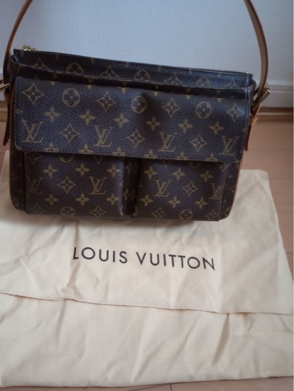 Louis Vuitton Handbag Purse Fashion Accessory