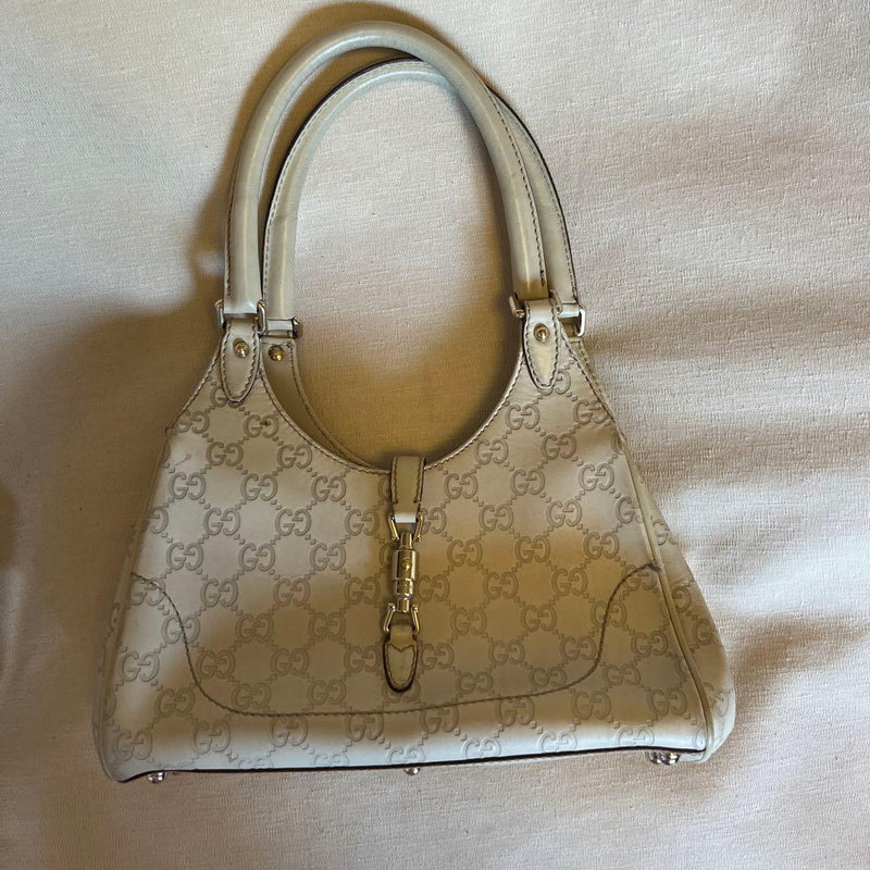 Gucci Embossed Leather Gc Pattern Handbag Shoulder Bag White Small