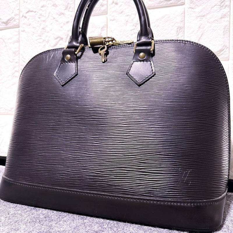 Louis Vuitton Alma Pm M52142 Handbag Epi Leather Noir Black Gold Hardware