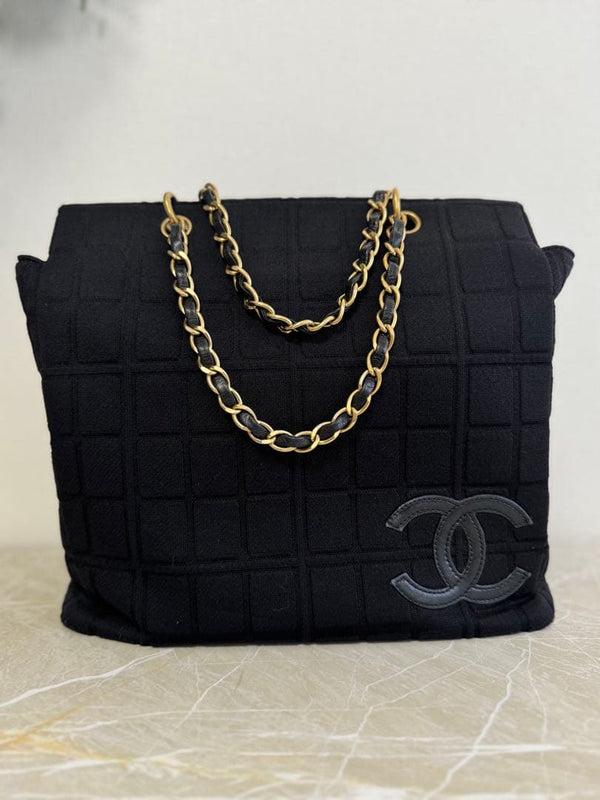Chanel Chocolate Bar Quilted Chain Shoulder Bag Black Fabric Gold Chain