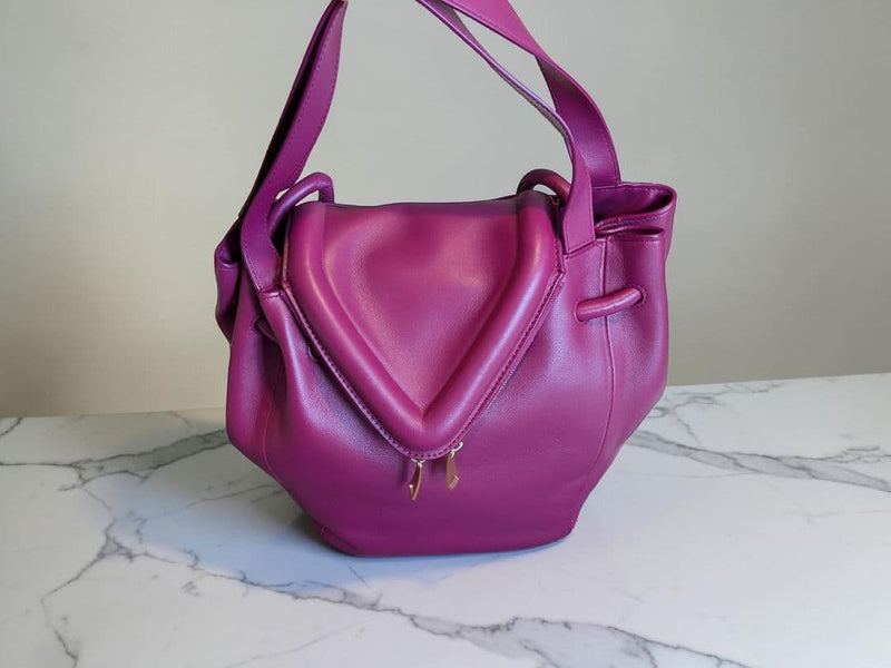 Bottega Veneta Beak Handbag Shoulder Bag Leather Purple
