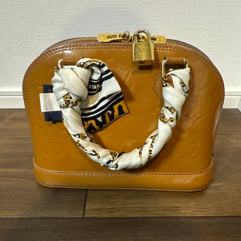 Louis Vuitton Vernis Alma Bb Handbag
