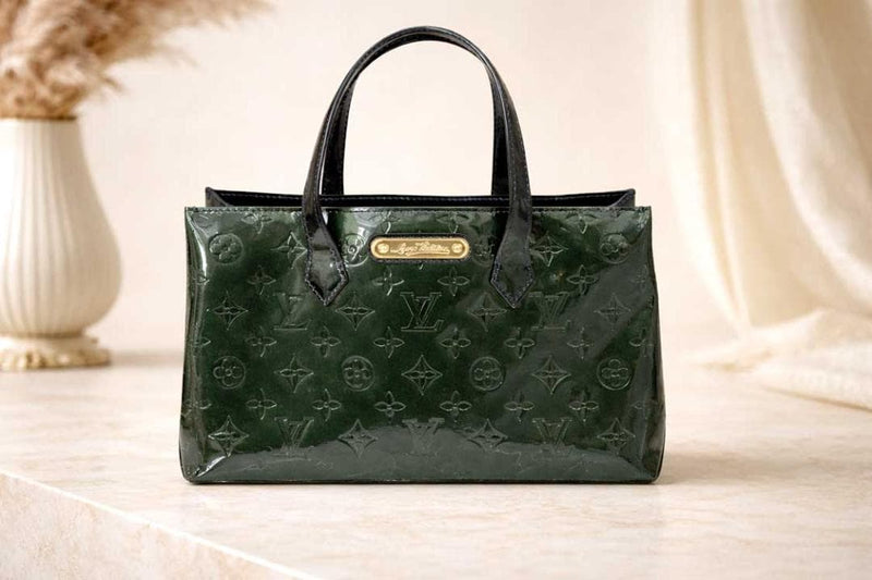 Louis Vuitton Wilshire Pm M93684 Handbag Vernis Blue Nuit MI2099