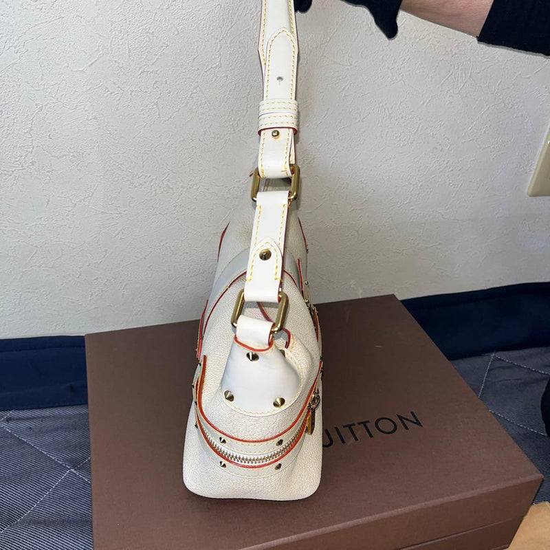 Louis Vuitton Impetueux Suhali TH1024 Shoulder Bag Leather