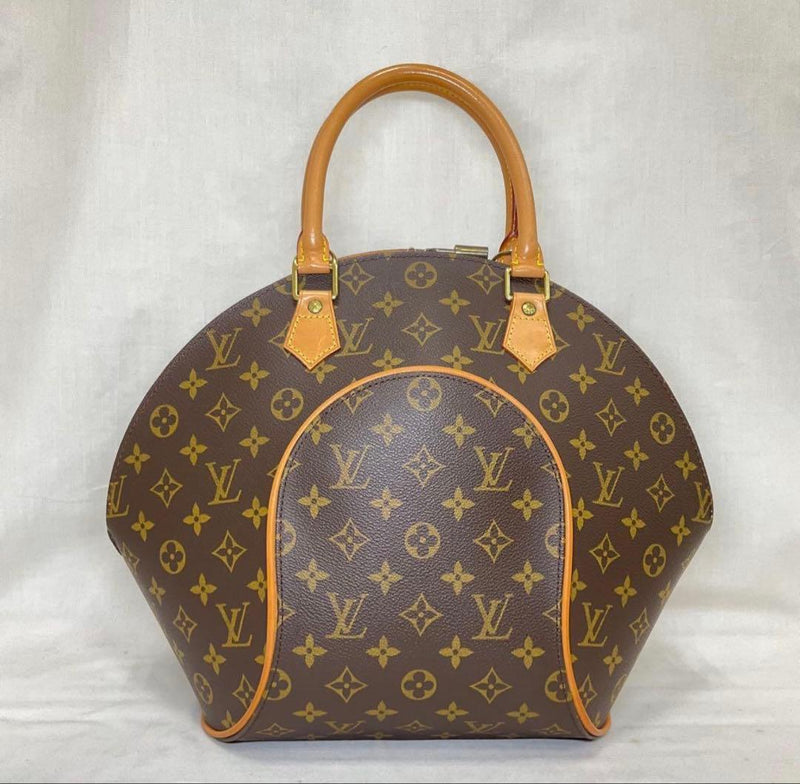 Louis Vuitton Monogram Ellipse Handbag Canvas Monogram Gold Hardware