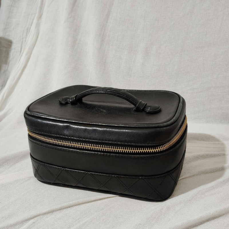 Chanel Vanity Bag Cosmetic Pouch Lambskin Leather Black Gold Hardware