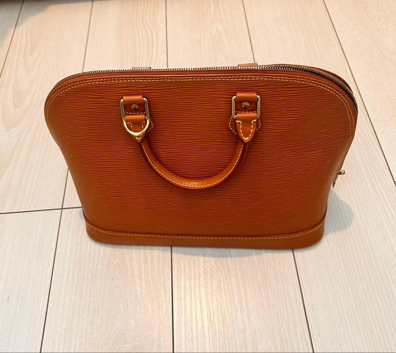 Louis Vuitton Epi Alma Handbag Leather