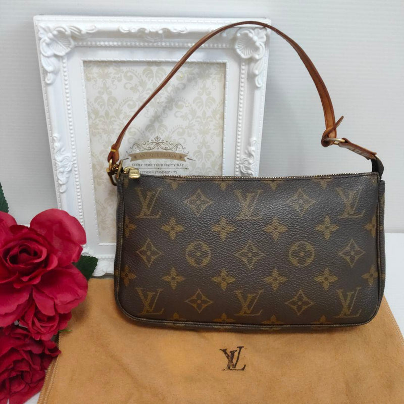 Louis Vuitton Monogram Canvas Accessory Pouch Bag