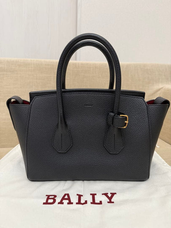 Sommet Sm Handbag Tote Grain Calf Leather Black