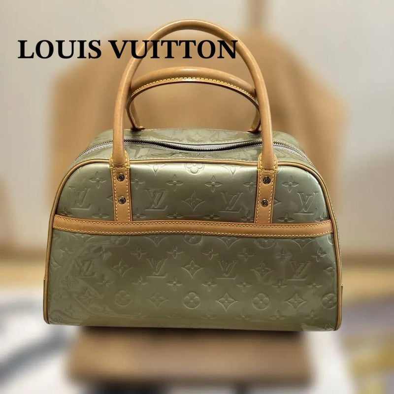 Vernis Tompkins Square Boston Bag Gray Patent Leather Handbag