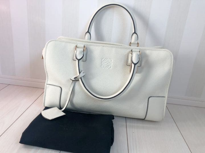 Loewe Amazona 36 Handbag White Leather Shoulder Bag