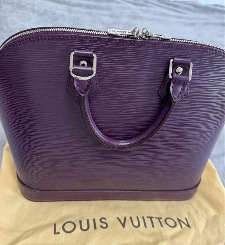 Louis Vuitton Alma Handbag Epi Leather Burgundy Gold Hardware