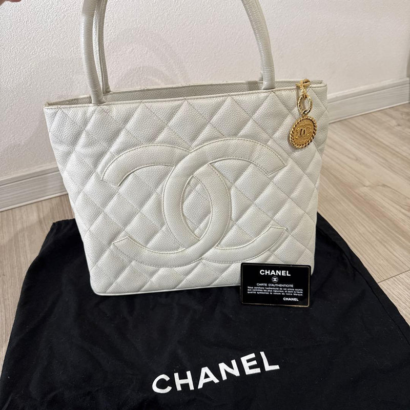 Chanel Quilted Tote Bag White Caviar Skin Leather