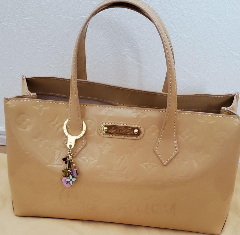 Louis Vuitton Wilshire Pm Handbag Vernis Patent Leather Beige