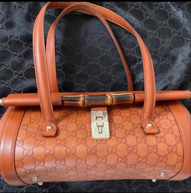 Gucci 111713 002058 Handbag Leather