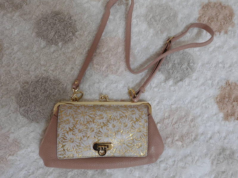 Vreason Jun Yoshida Pink Shoulder Bag Wallet 2-way Clasp Closure Compact