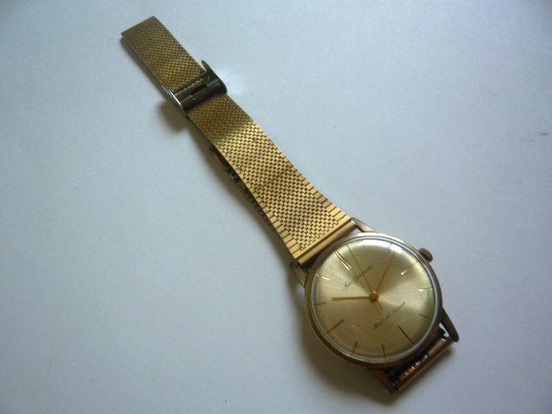 Goldfeather Thin Dress Watch Gold Feather Vintage Style Elegant Timepiece