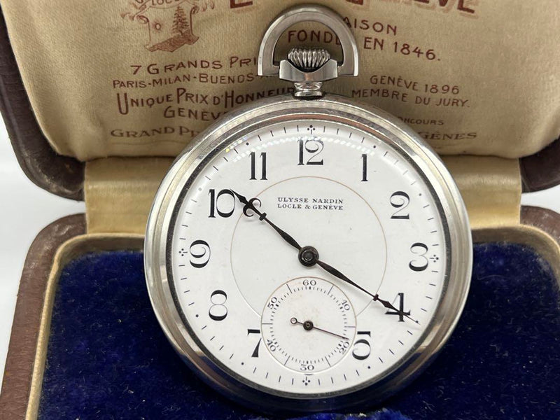 Hand-wound Pocket Watch Working Condition Collectible Timepiece