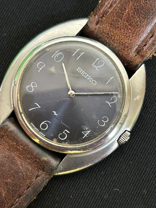 Chariot 2220 C-line Watch High-beat Arabic Numerals Vintage Dress Watch