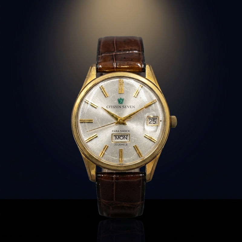 Seven 23 Jewels Calendar Watch Vintage  Wristwatch Japan Made