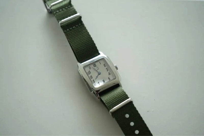 Dunhill Manual-wind Watch Swiss Made Vintage Style Mens Wristwatch Collectible