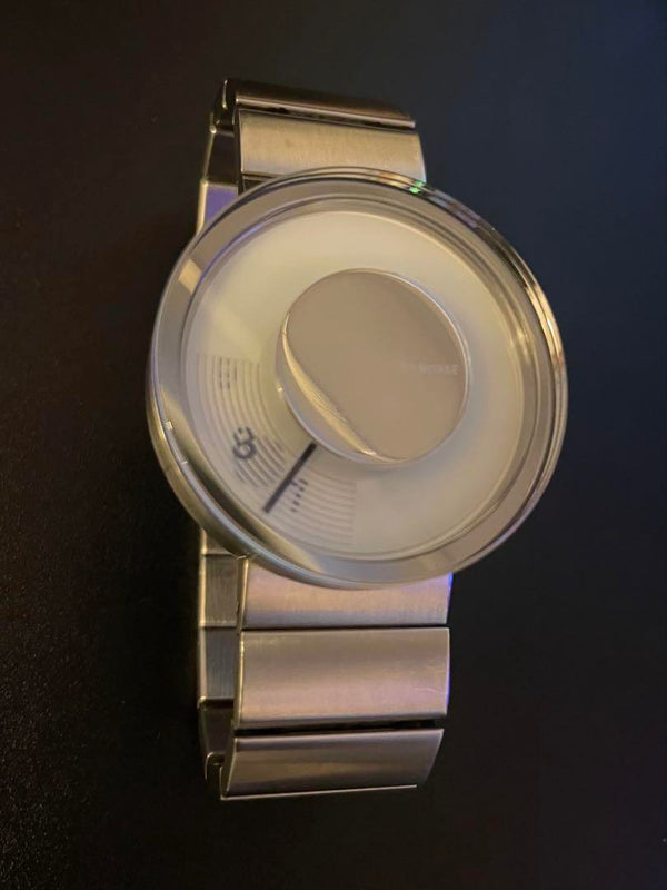 Issey Miyake Vue Watch White Face Vj20-0060 Quartz Movement Designer Wristwatch