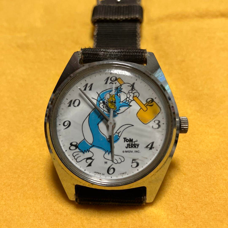 Tom And Jerry Wind-up Analog Watch Kids Collectible Wristwatch Novelty Cartoon