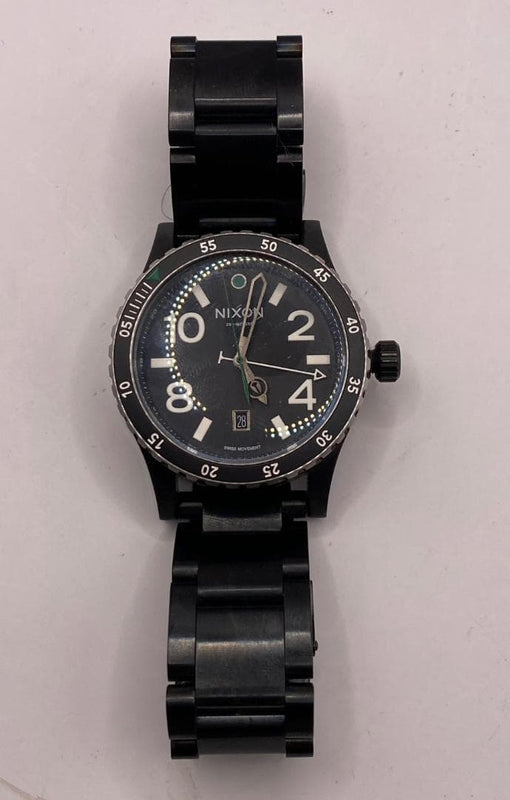 Diplomat Watch Mens Analog Quartz Stainless Steel Water Resistant