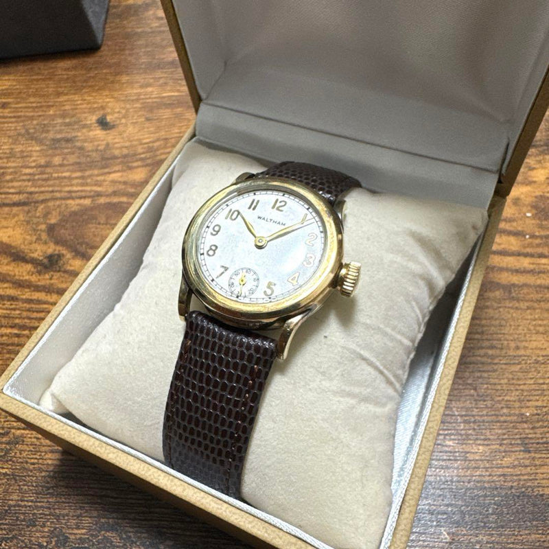 Vintage Watch Small Seconds Mechanical Working Wristwatch Collectible