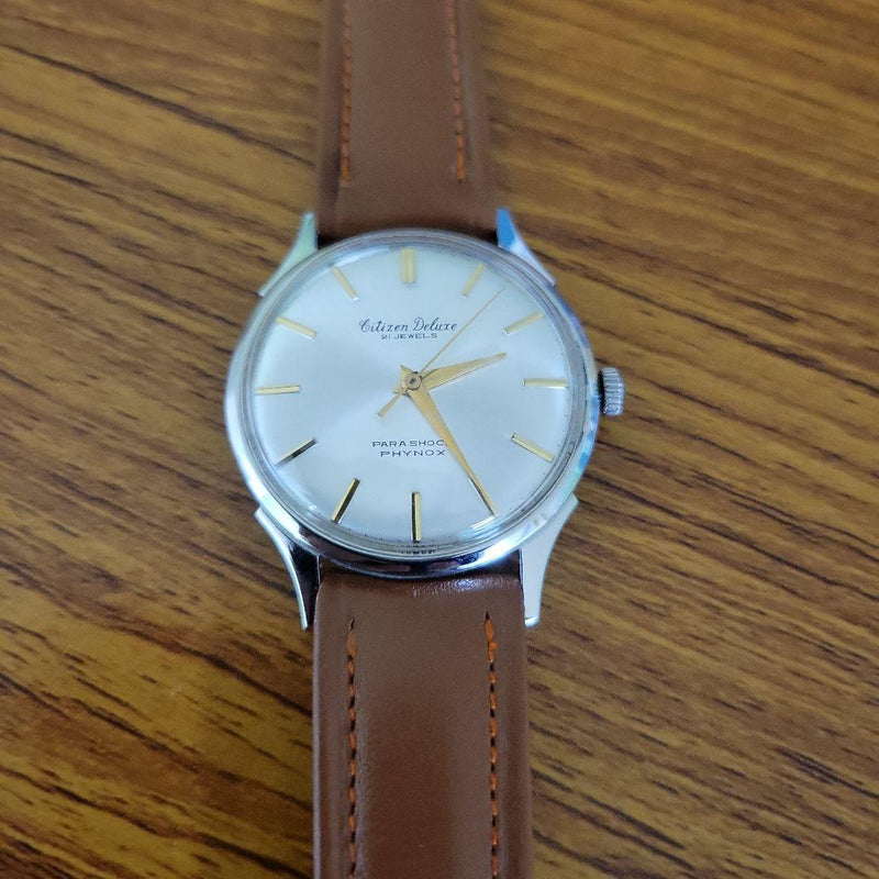 Vintage Hand-wound Mens Watch Classic Mechanical Wristwatch Collectible