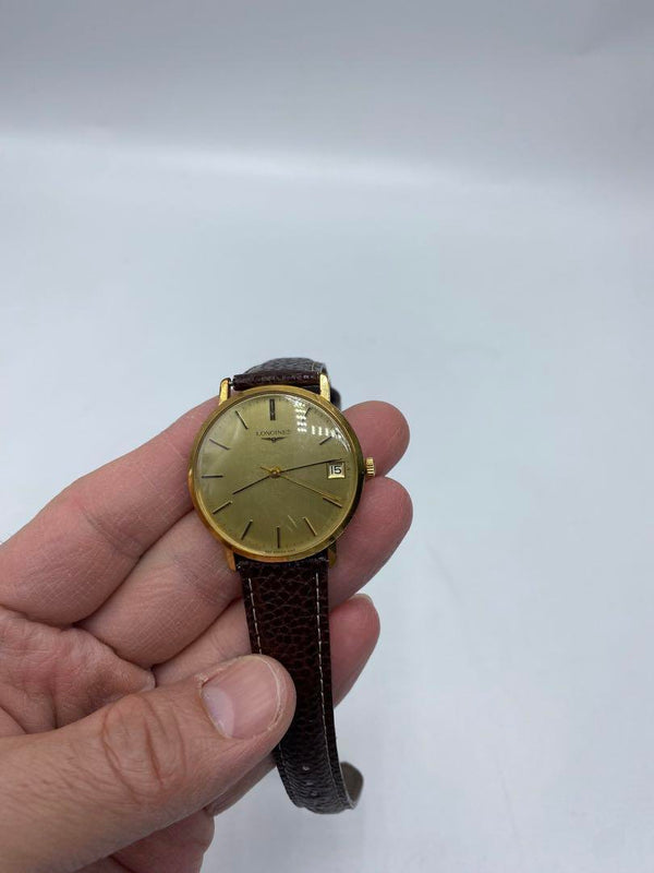 Vintage  Hand-wound Watch With Date Gold Working Condition Collectible
