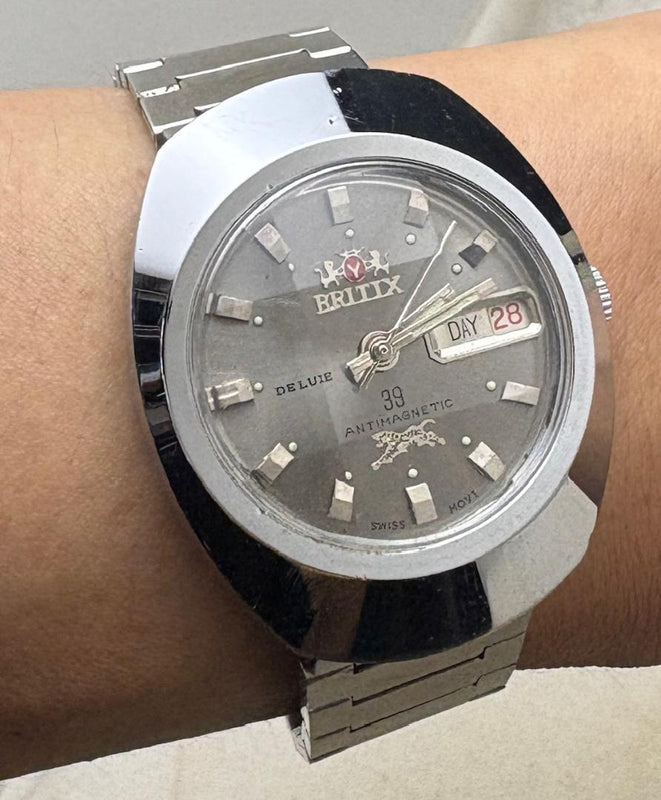 636 Swiss Britix Watch 9-faceted Cut Glass Hand-wound Mechanical Working