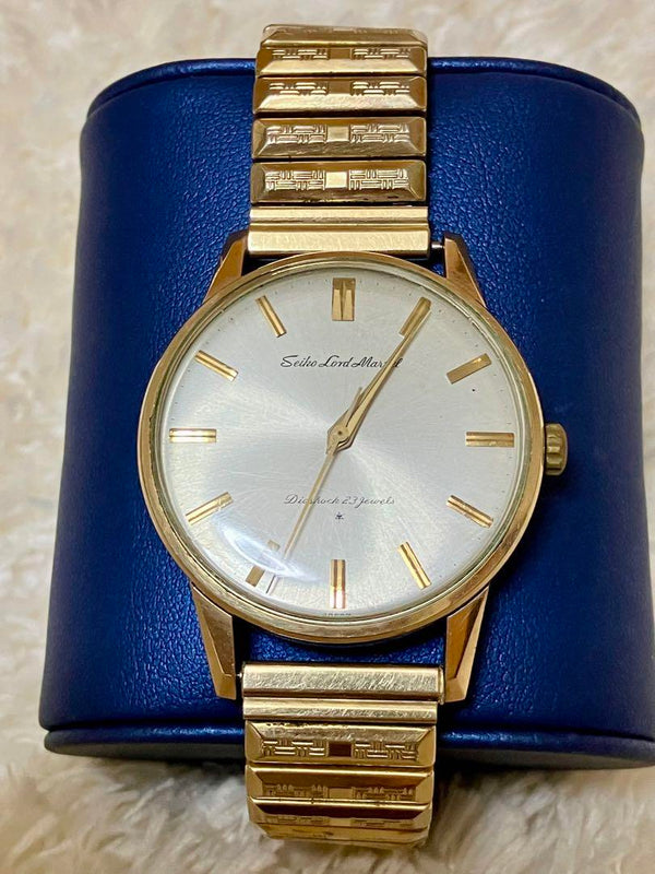 Lord Marvel Clamshell Case K14 Gold Luxury Watch Japanese Made Vintage