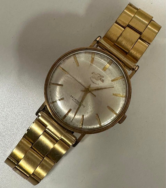 Vintage Watch Gold Plated Swiss Made Collectible Wristwatch Classic Style