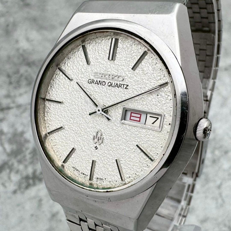 Seiko Grand Quartz 4843-8050 1976 Watch SS 35.5mm Silver Snow-eye Dial Day-Date